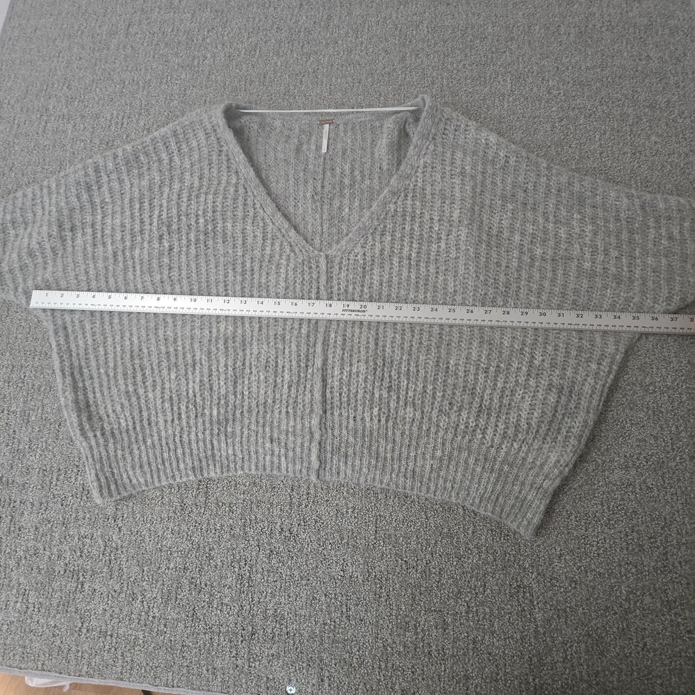 Free People‎ M Oversize Sweater Alpaca Dolman Sleeves Moonbeam V-Neck Gray - Picture 5 of 8